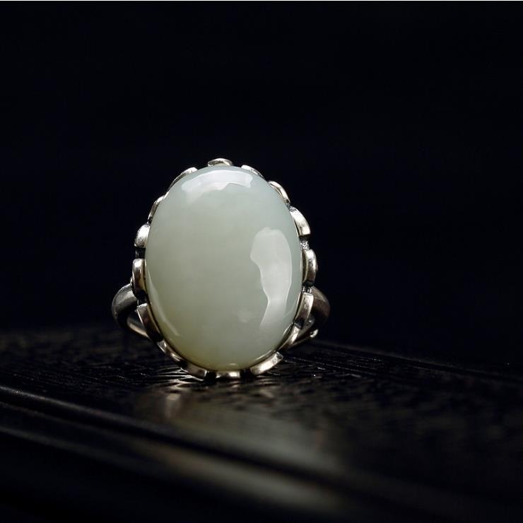 Beautiful Silver Ring with Unique Style