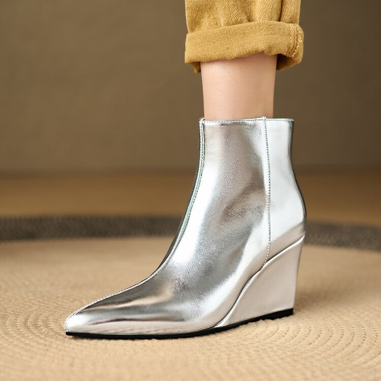 Chic Orthopedic Boots with Unique Design