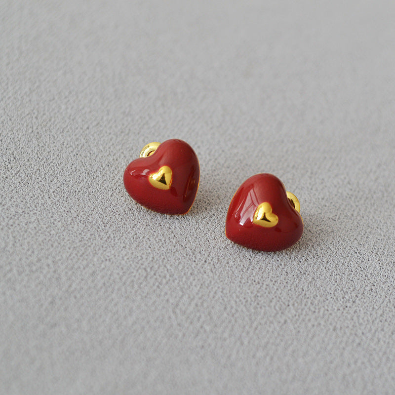 Charming Gold Earring for Any Occasion