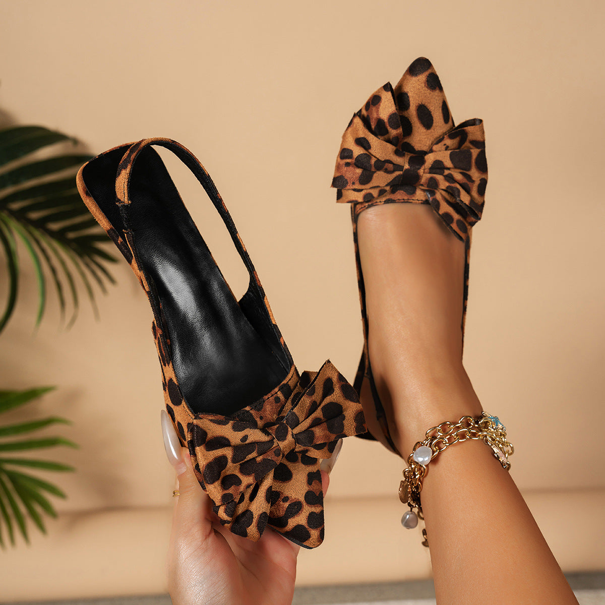 Graceful Orthopedic Sandals for Modern Look