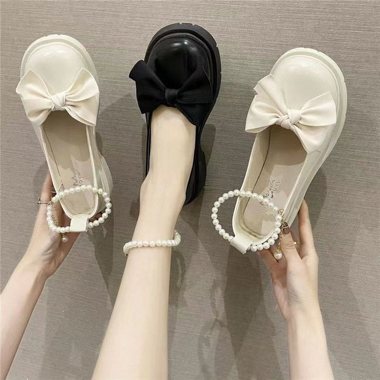 Beautifully Crafted Orthopedic Shoes