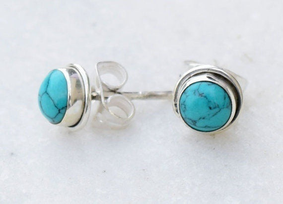 Classic Silver Earring with Timeless Appeal