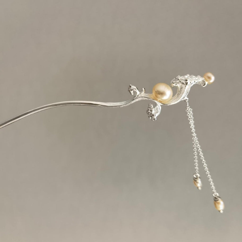 Charming Silver Piece for Any Occasion