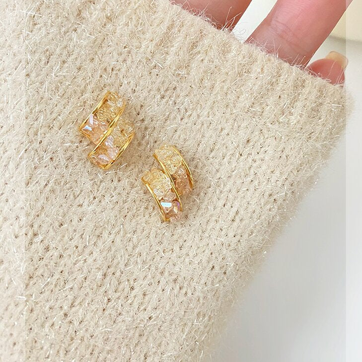 Charming Earring for Any Occasion