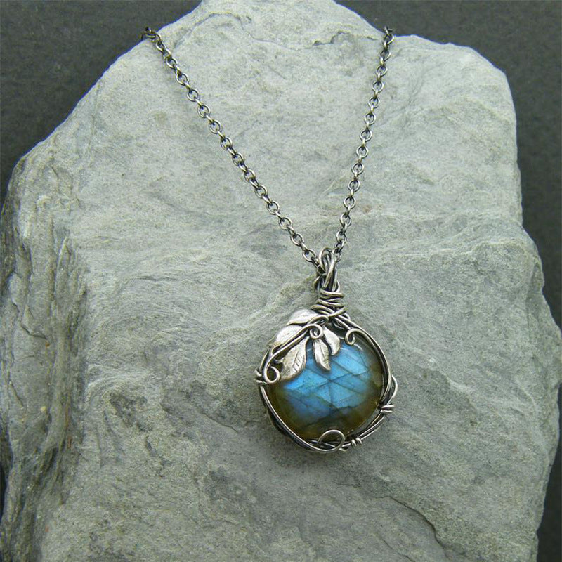Romantic Necklace for Special Moments