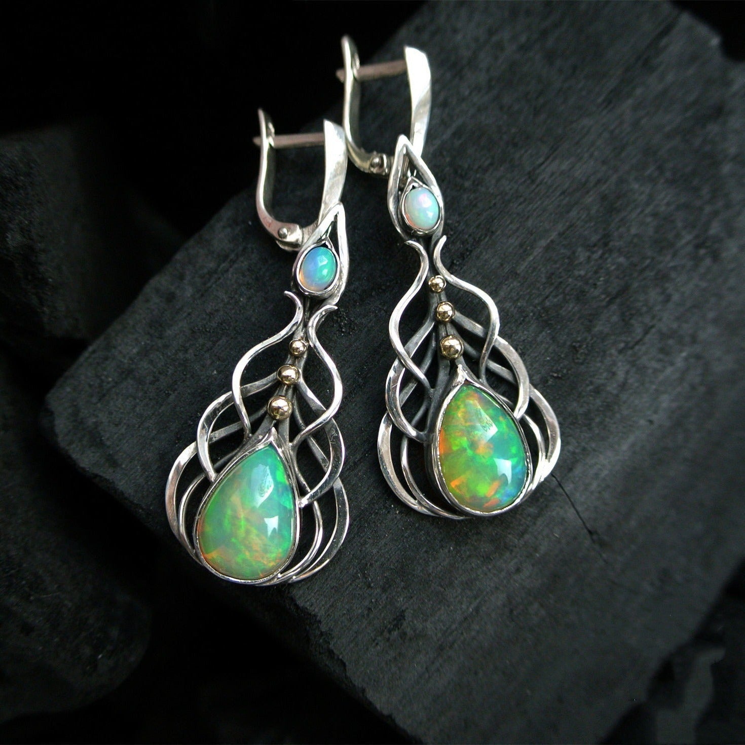 Beautiful Earring with Unique Style