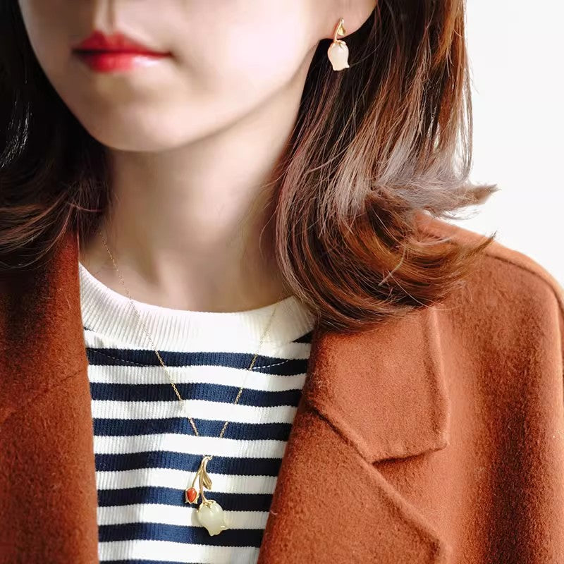 Elegant Silver Earring for Every Occasion