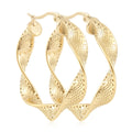 Charming Gold Earring for Any Occasion