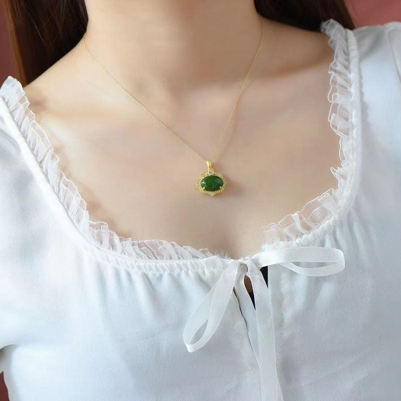 Stunning Necklace for Daily Wear