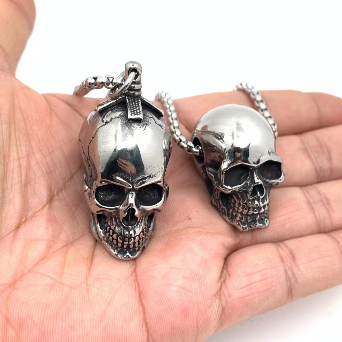 Charming Pendant for Any Occasion