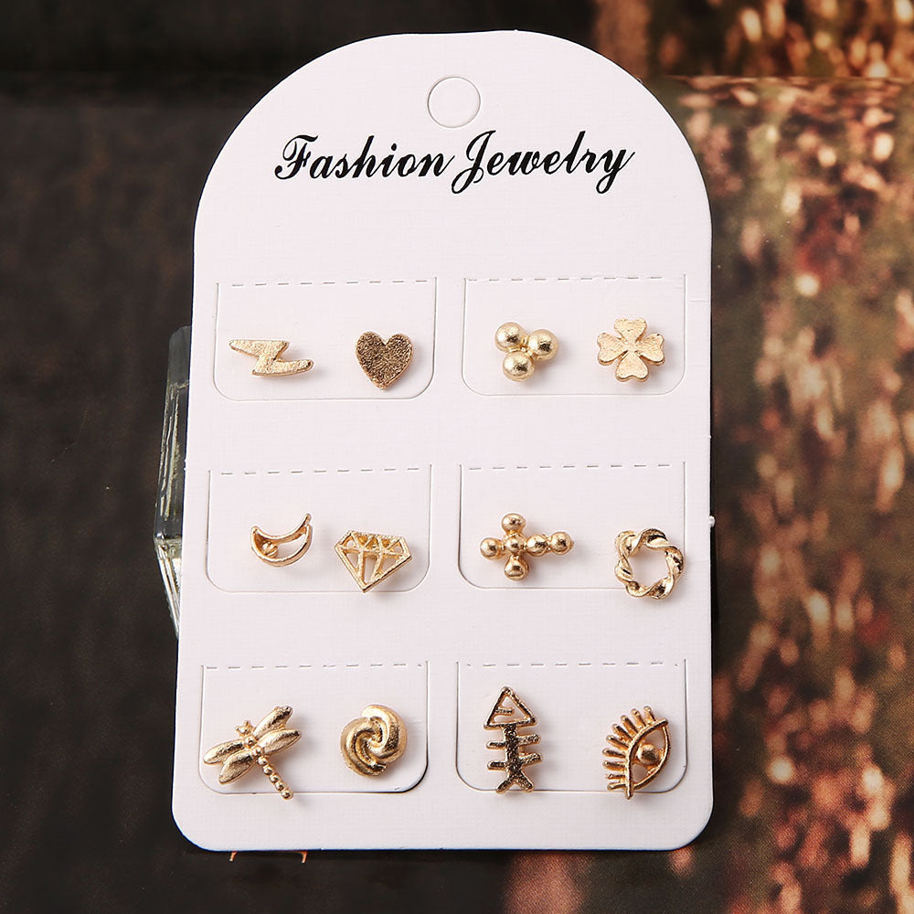 Stunning Gold Earring for Daily Wear