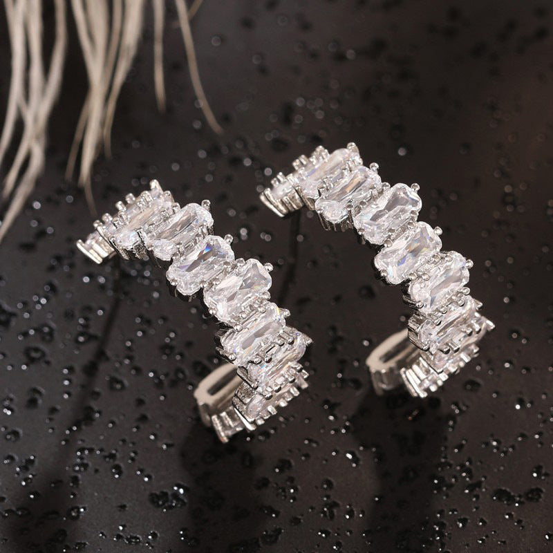 Romantic Earring for Special Moments