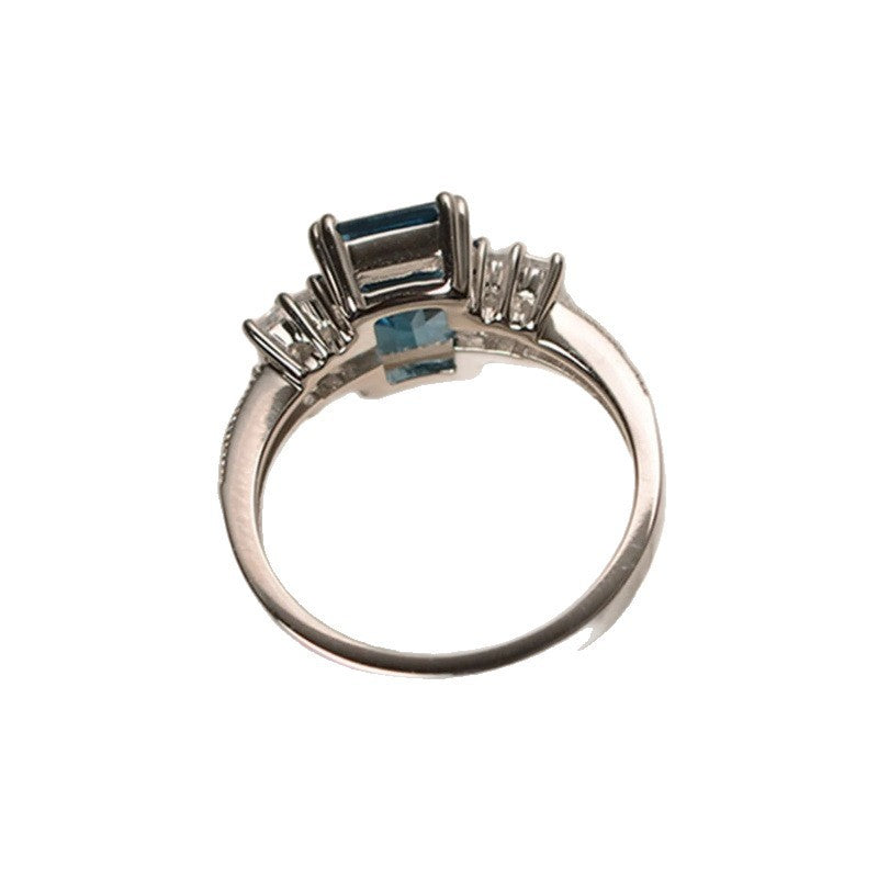 Beautiful Ring with Unique Style