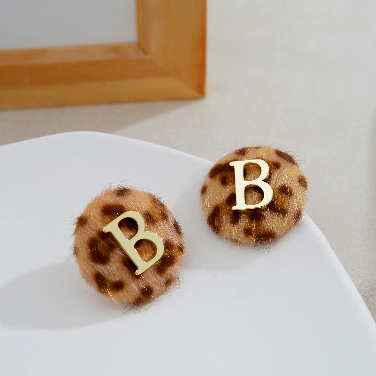 Classic Earring with Timeless Appeal