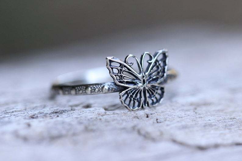 Classic Ring with Timeless Appeal