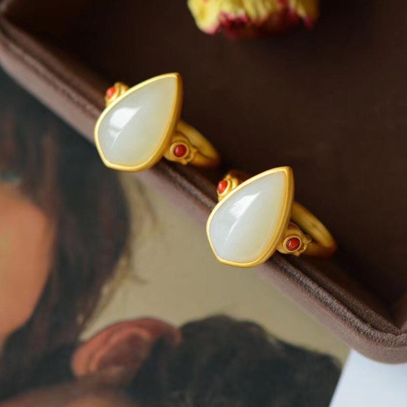 Charming Gold Ring for Any Occasion