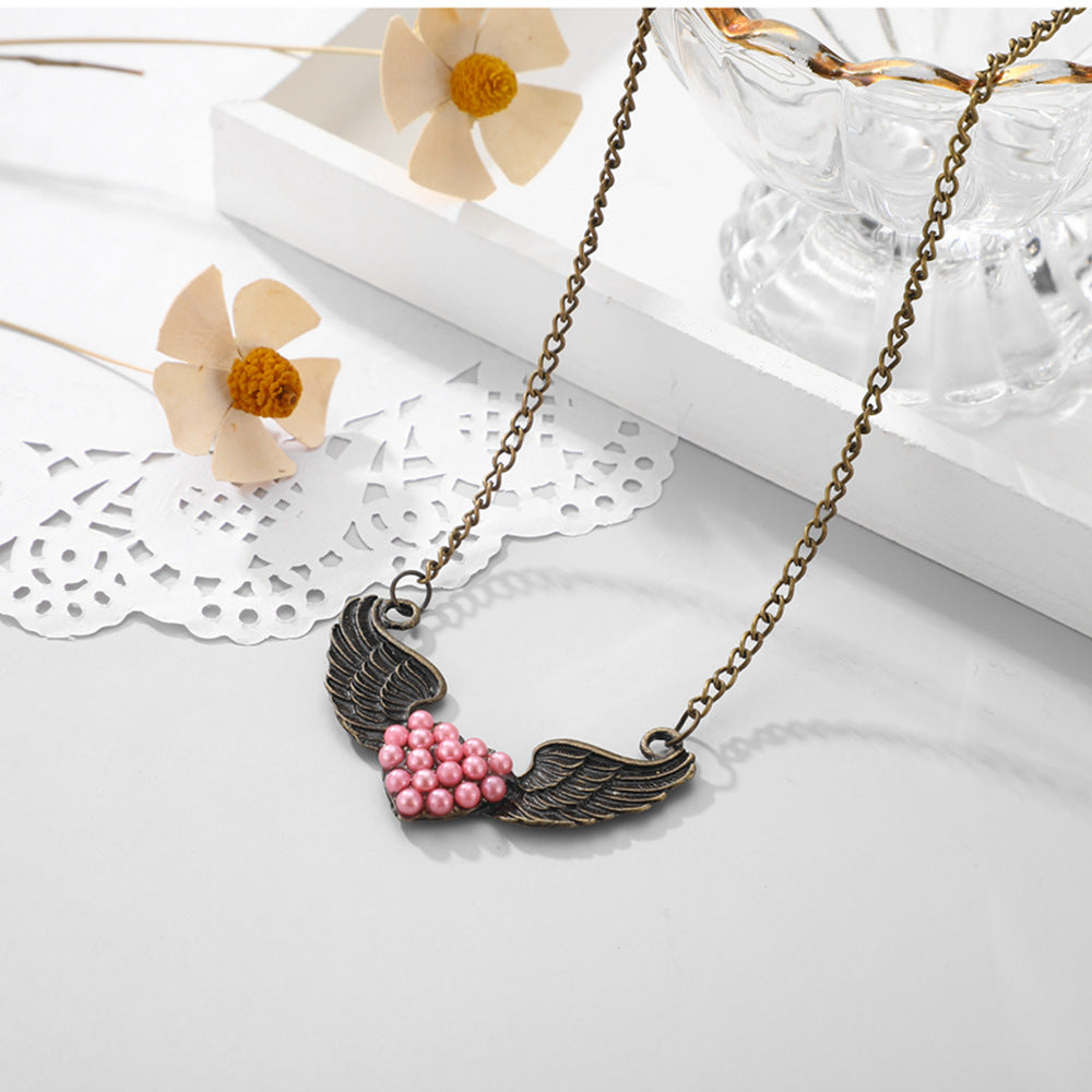 Romantic Pearl Necklace for Special Moments