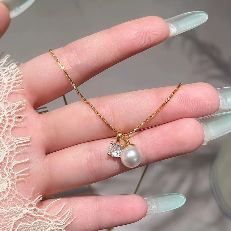 Romantic Pearl Necklace for Special Moments