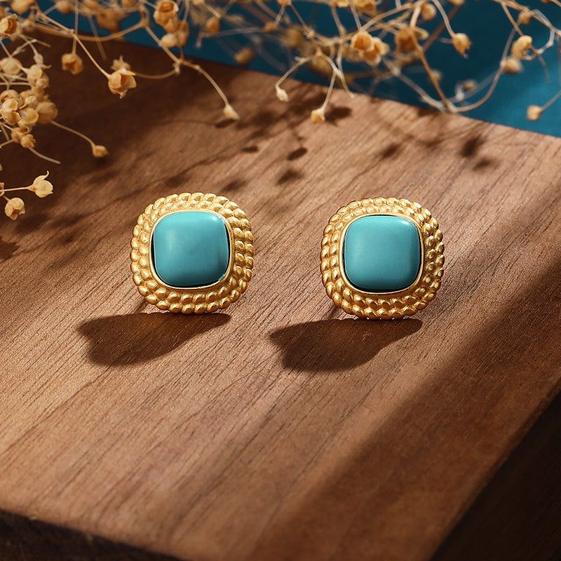 Classic Silver Earring with Timeless Appeal