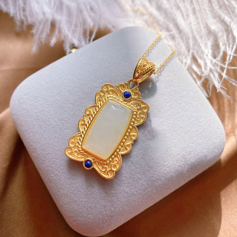 Stunning Silver Pendant for Daily Wear