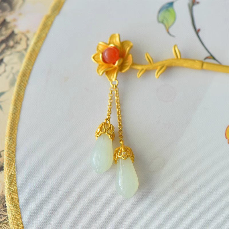 Beautiful Gold Piece with Unique Style