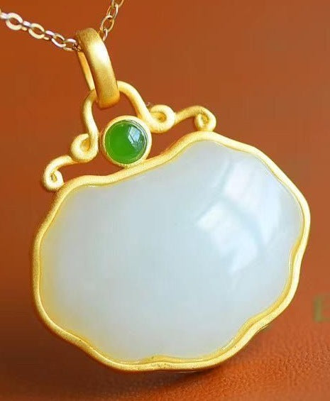Romantic Necklace for Special Moments
