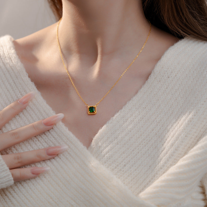 Classic Necklace with Timeless Appeal