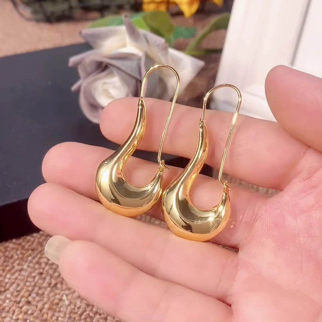 Elegant Earring for Every Occasion