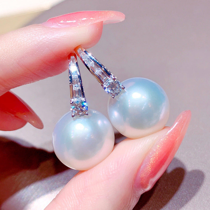 Delicate Artisan Pearl Earring
