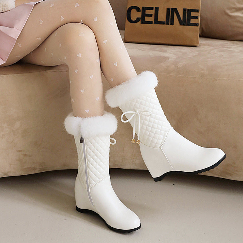 Chic Orthopedic Boots with Unique Design