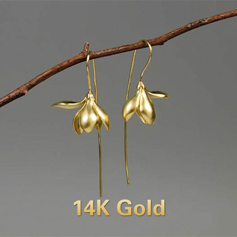 Beautiful Silver Earring with Unique Style