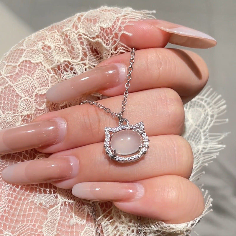 Stunning Necklace for Daily Wear