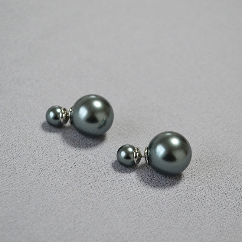 Beautiful Silver Earring with Unique Style