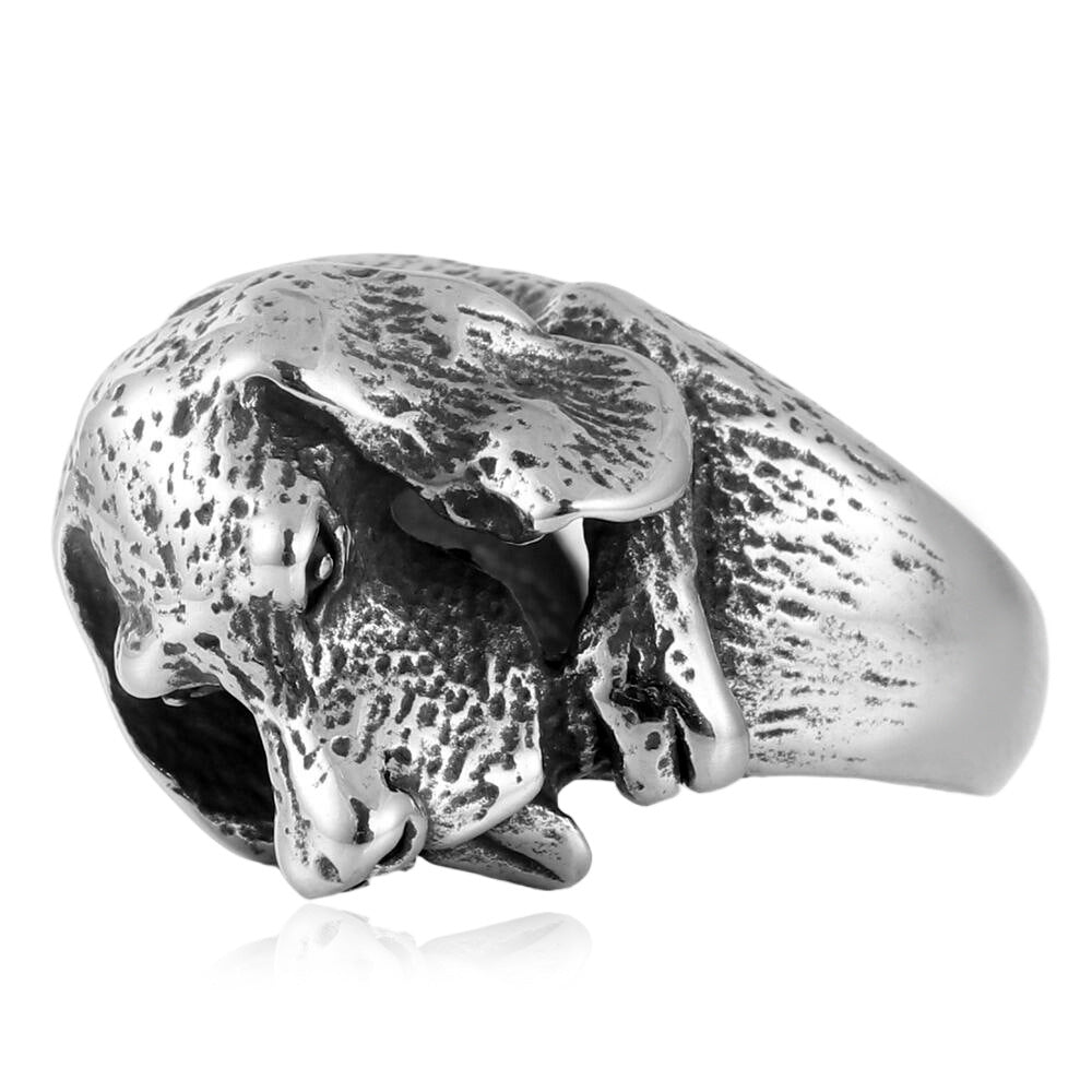Classic Ring with Timeless Appeal