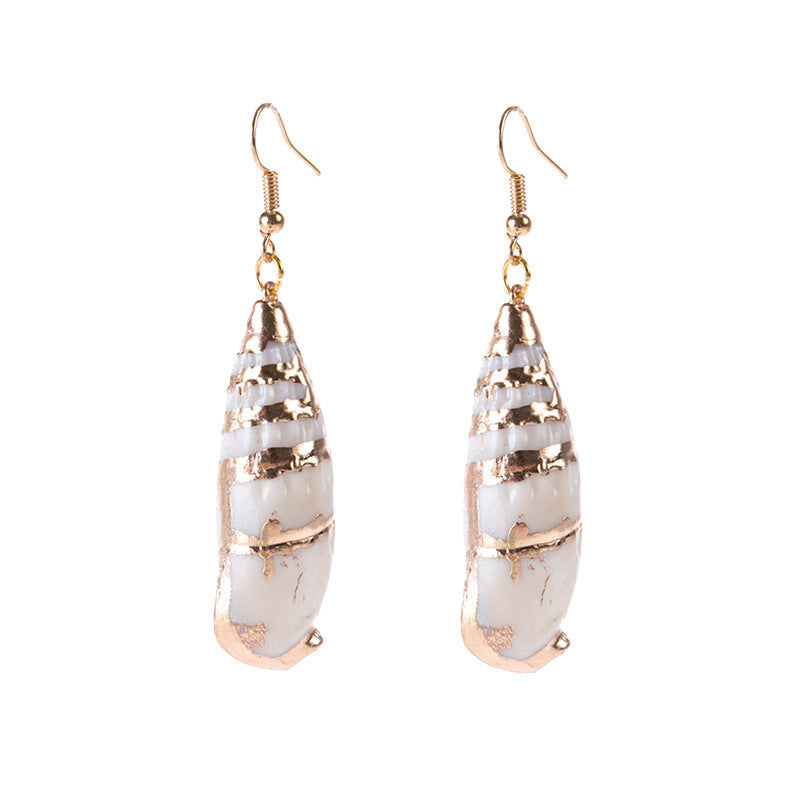 Beautiful Gold Earring with Unique Style