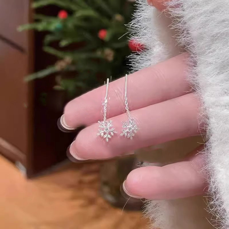 Romantic Earring for Special Moments