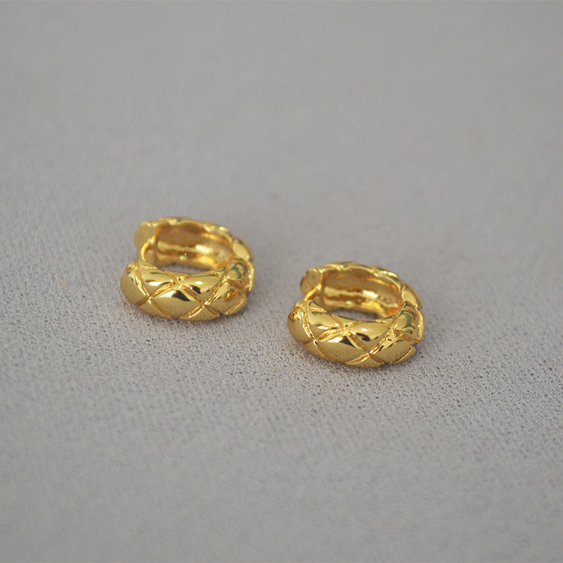 Elegant Gold Earring for Every Occasion