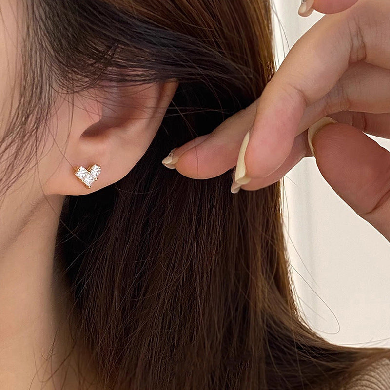 Stunning Earring for Daily Wear