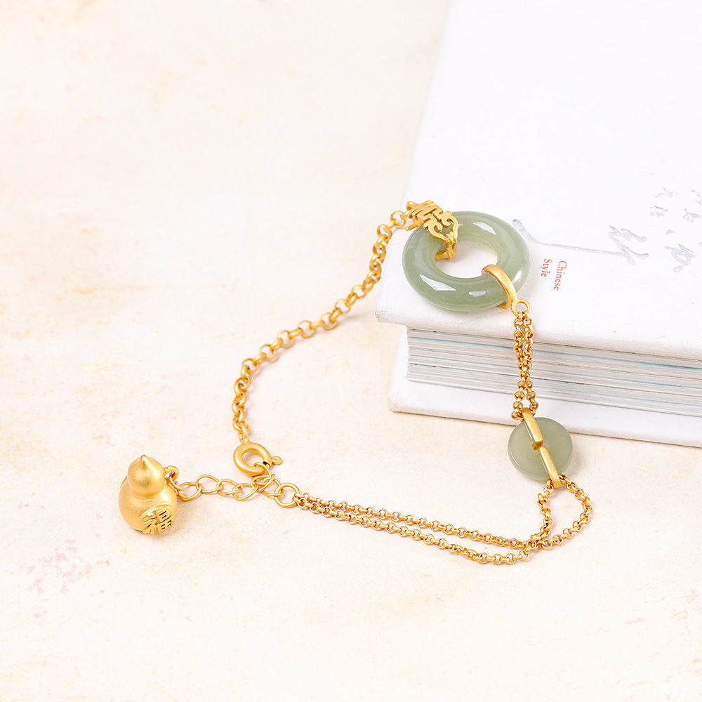Romantic Silver Bracelet for Special Moments