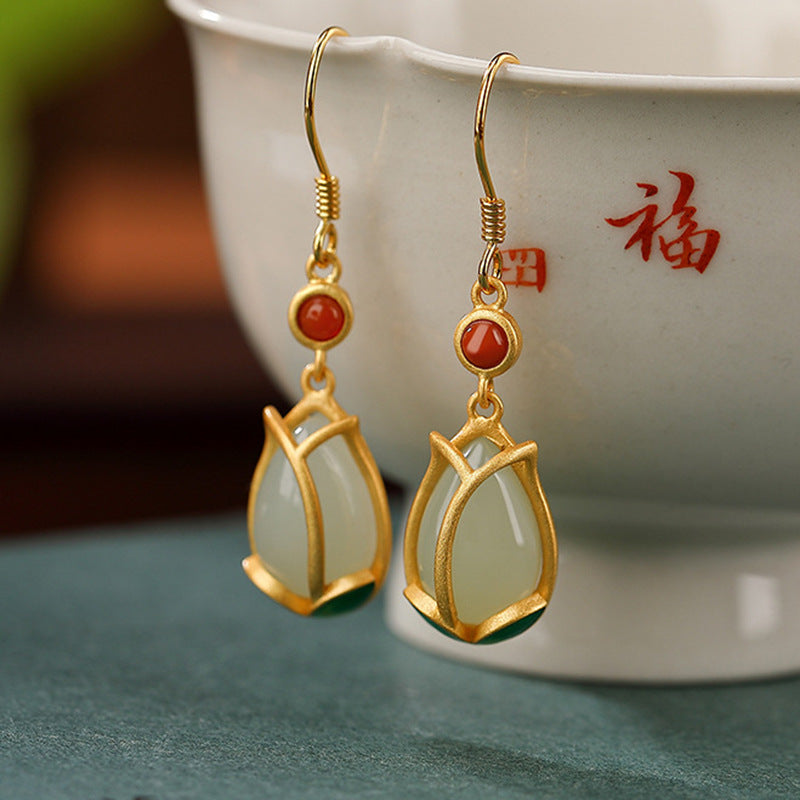 Classic Silver Earring with Timeless Appeal