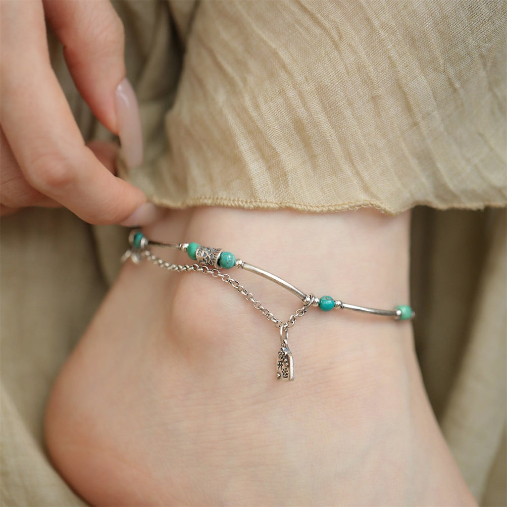 Charming Piece for Any Occasion