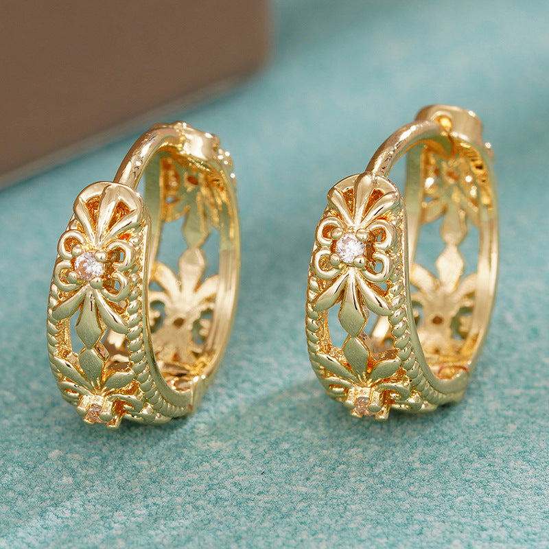 Charming Earring for Any Occasion