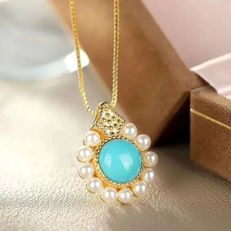 Charming Silver Necklace for Any Occasion
