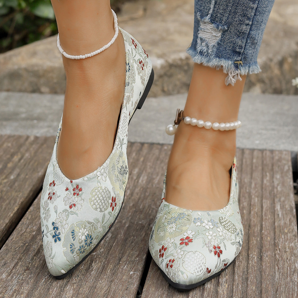 Chic Orthopedic Shoes with Unique Design