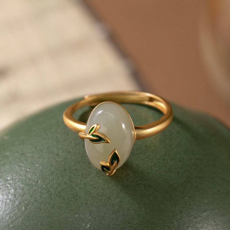 Romantic Gold Ring for Special Moments