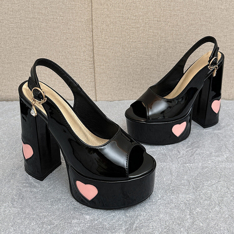 Graceful Orthopedic Sandals for Modern Look
