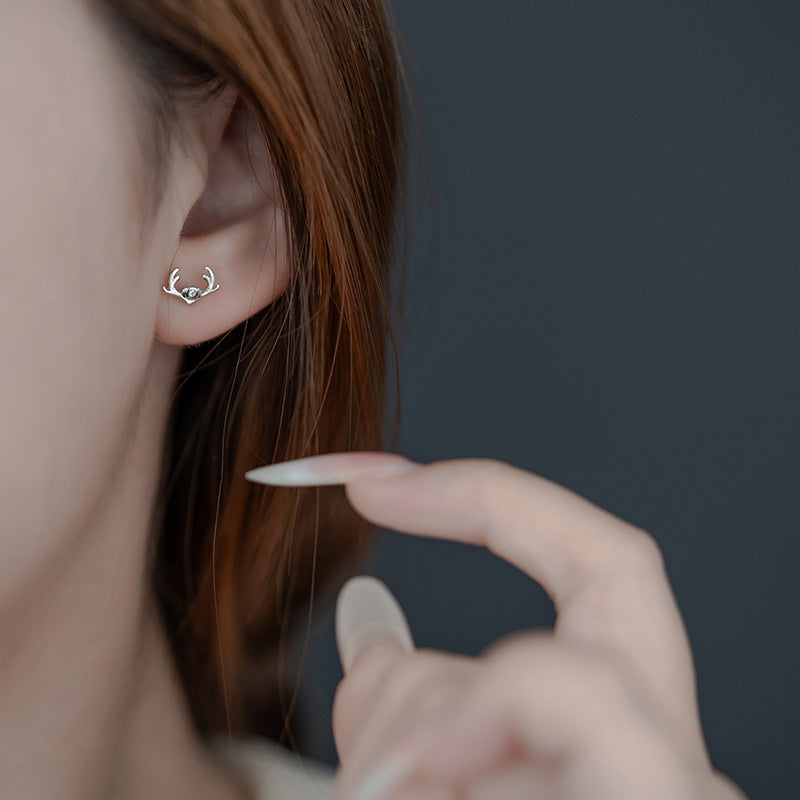 Stunning Earring for Daily Wear