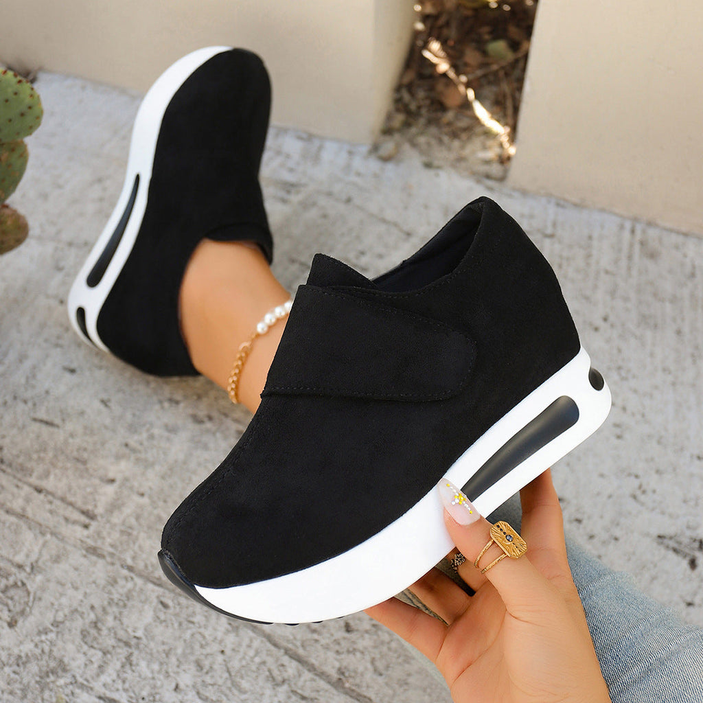 Graceful Orthopedic Shoes for Modern Look