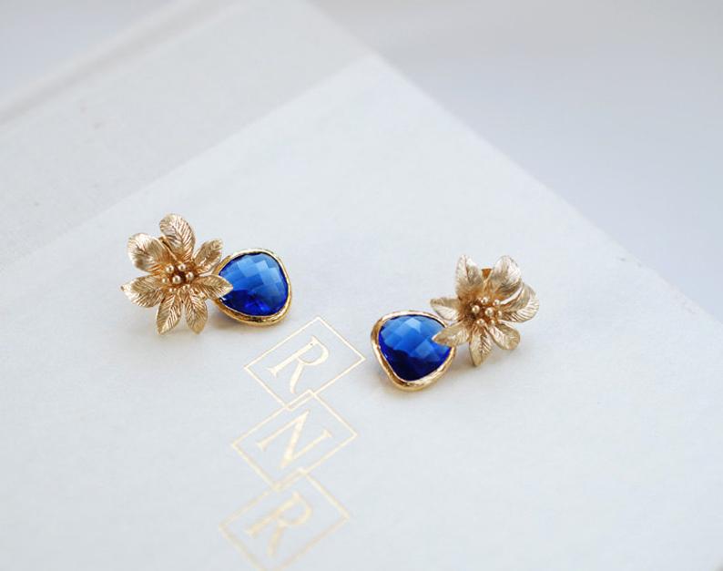 Vintage Handmade Gold Earring