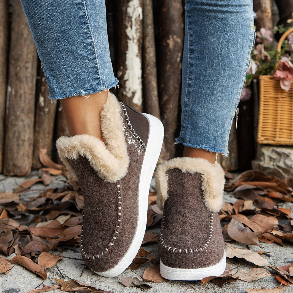 Graceful Orthopedic Boots for Modern Look